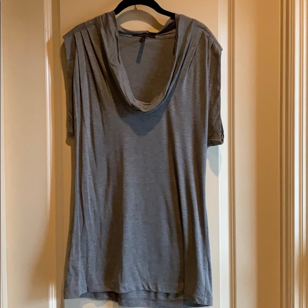BCBGMAXAZRIA top